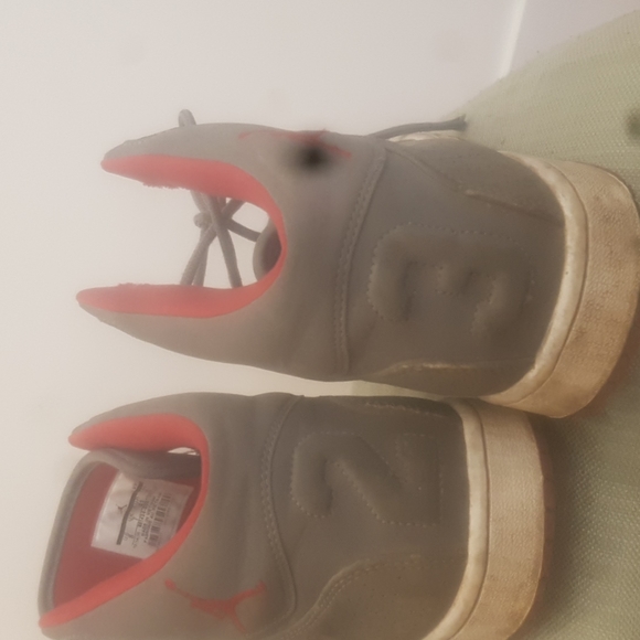 Nike sneakers - Picture 3 of 3